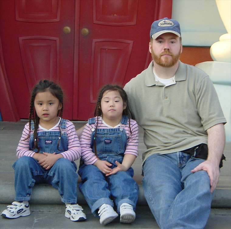 Robert Stanek and his daughters
